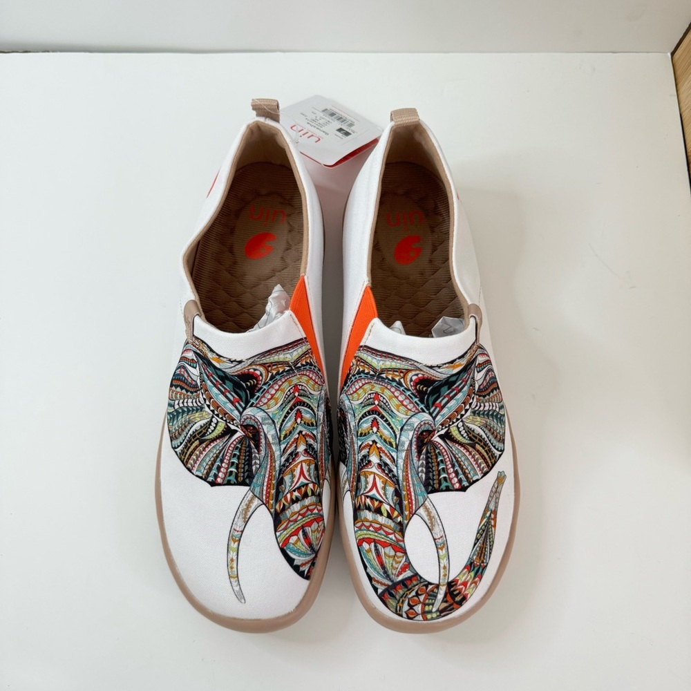 UIN Size 7 Slip On Shoes Canvas Ganesha Elephant - Picture 1 of 16
